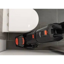 Mise en œuvre Autolaveuse à batterie 220NX Numatic compacte Nu-Clean